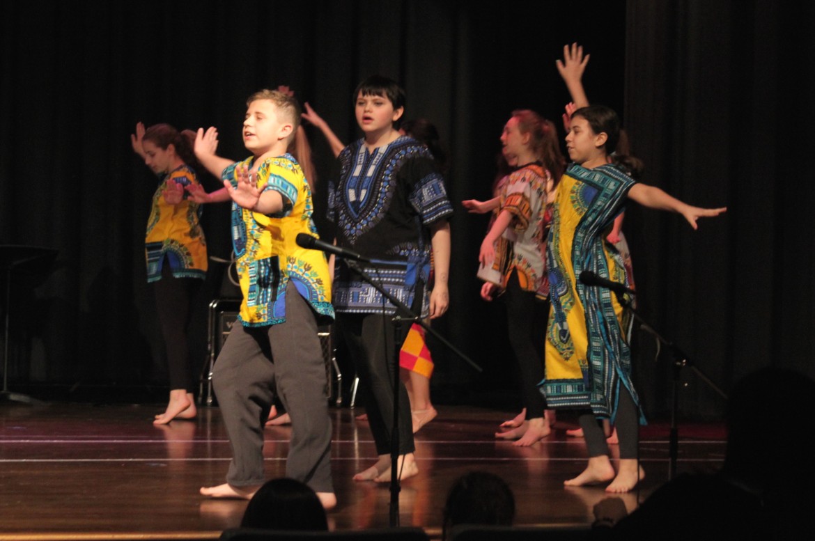 One more shot of the Middle School's cast of Lion King.